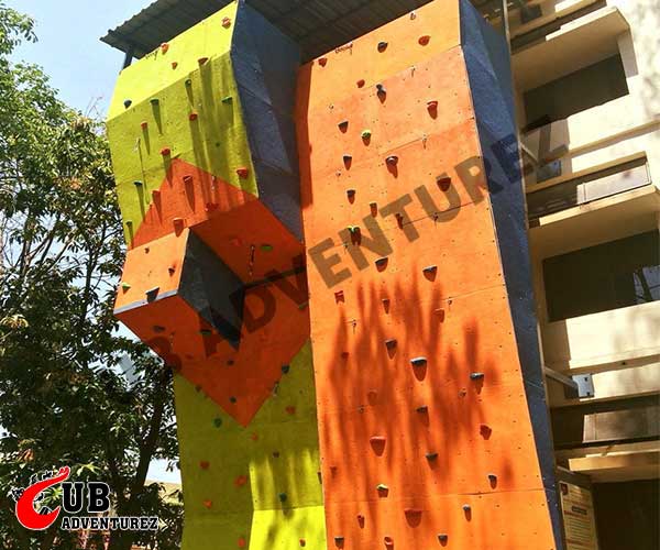 UB Adventure Rock Climbing Wall Setup - Style 1